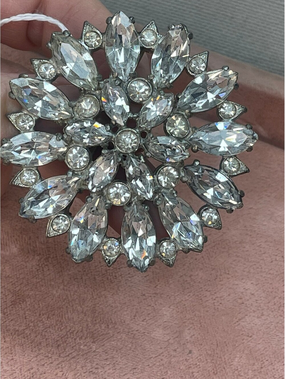 Lg Vintage rhinestone fashion pin